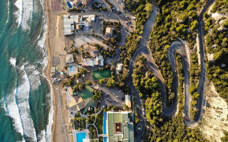 Poruszanie się po Korfu - wynajem samochodu