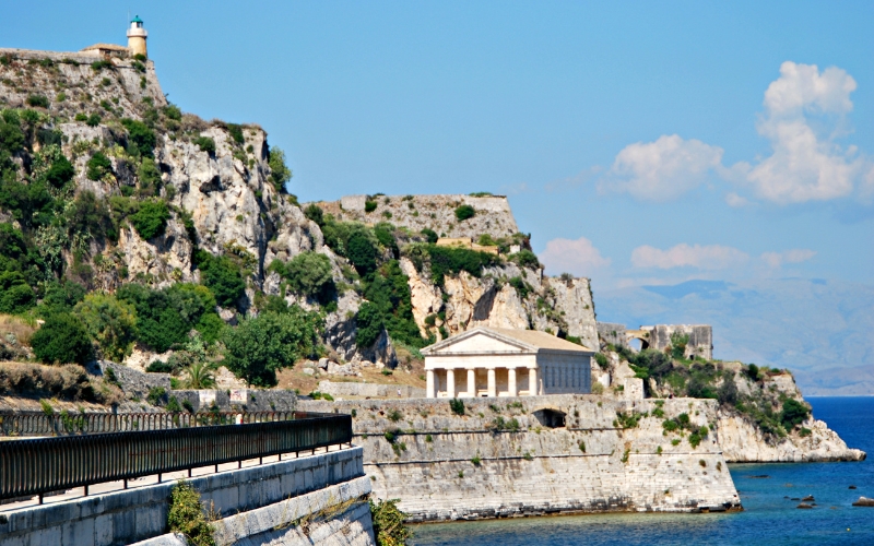 Kultura i historia Korfu oraz Rodos