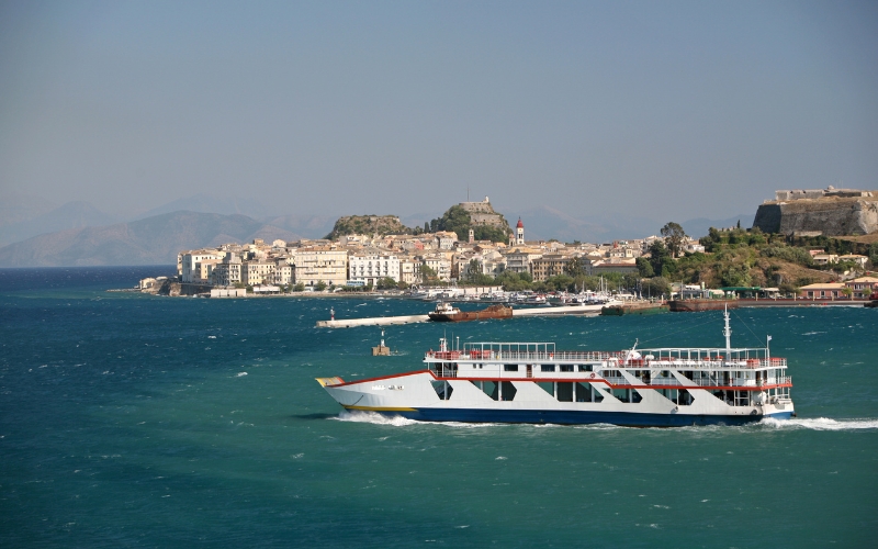 Opcje transportu z Korfu do Ksamilu