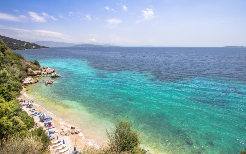Zachód Korfu – piękne plaże i malownicze widoki