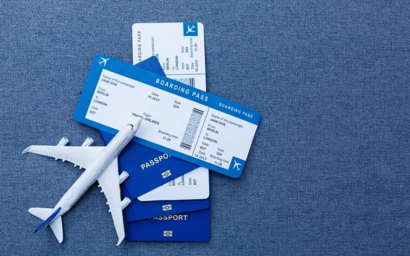 Ile się leci z Polski na Korfu?