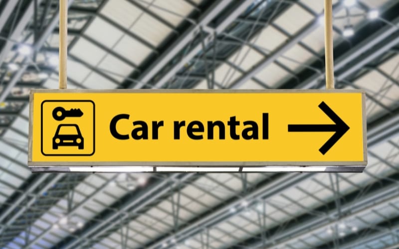 Jak wynająć samochód na Korfu?